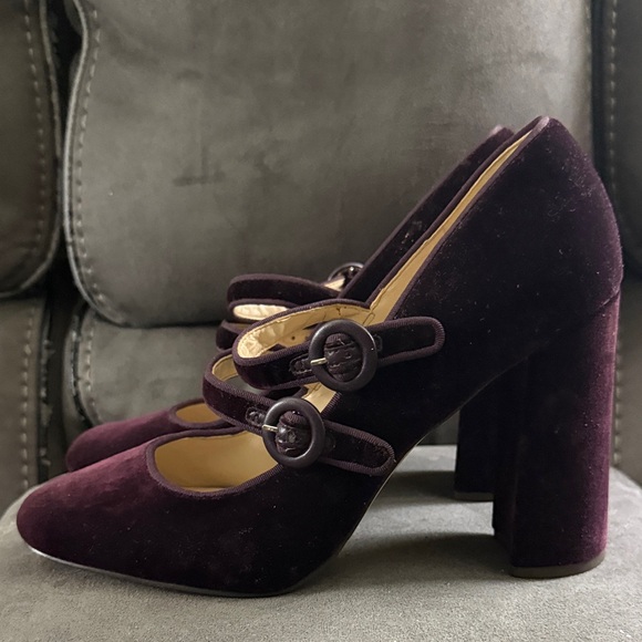 Nine West Deep Purple Velvet Heels - Picture 1 of 3
